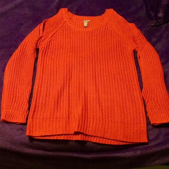 Bundle of 3 Sweaters - Picture 2 of 11